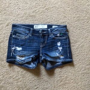 BKE denim shorts size 24